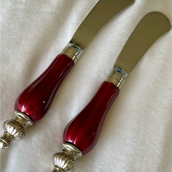 Julia Knight Peony Spreader Knives Pomegranate Set of 2 NEW - Picture 5 of 8